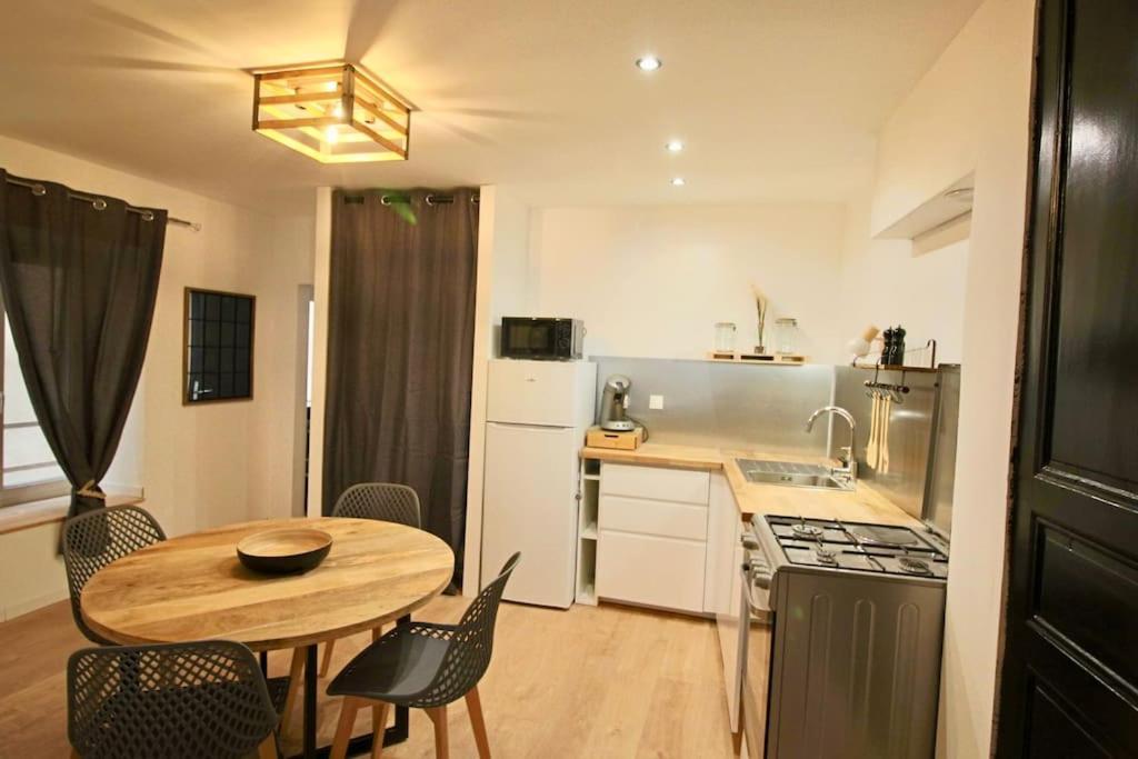 Appartement Centre Brioude Eksteriør billede